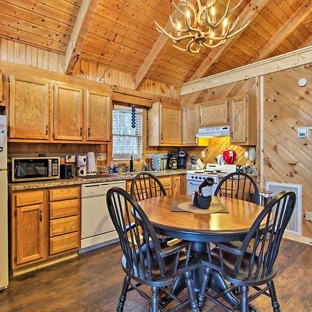 Sevierville Cabin With Private Hot Tub And Fireplace! Exteriör bild