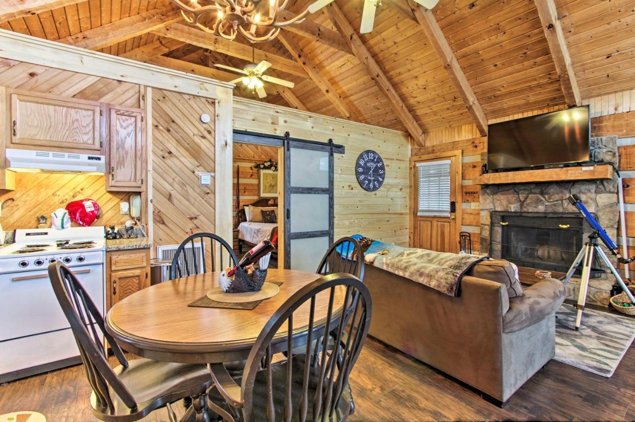 Sevierville Cabin With Private Hot Tub And Fireplace! Exteriör bild
