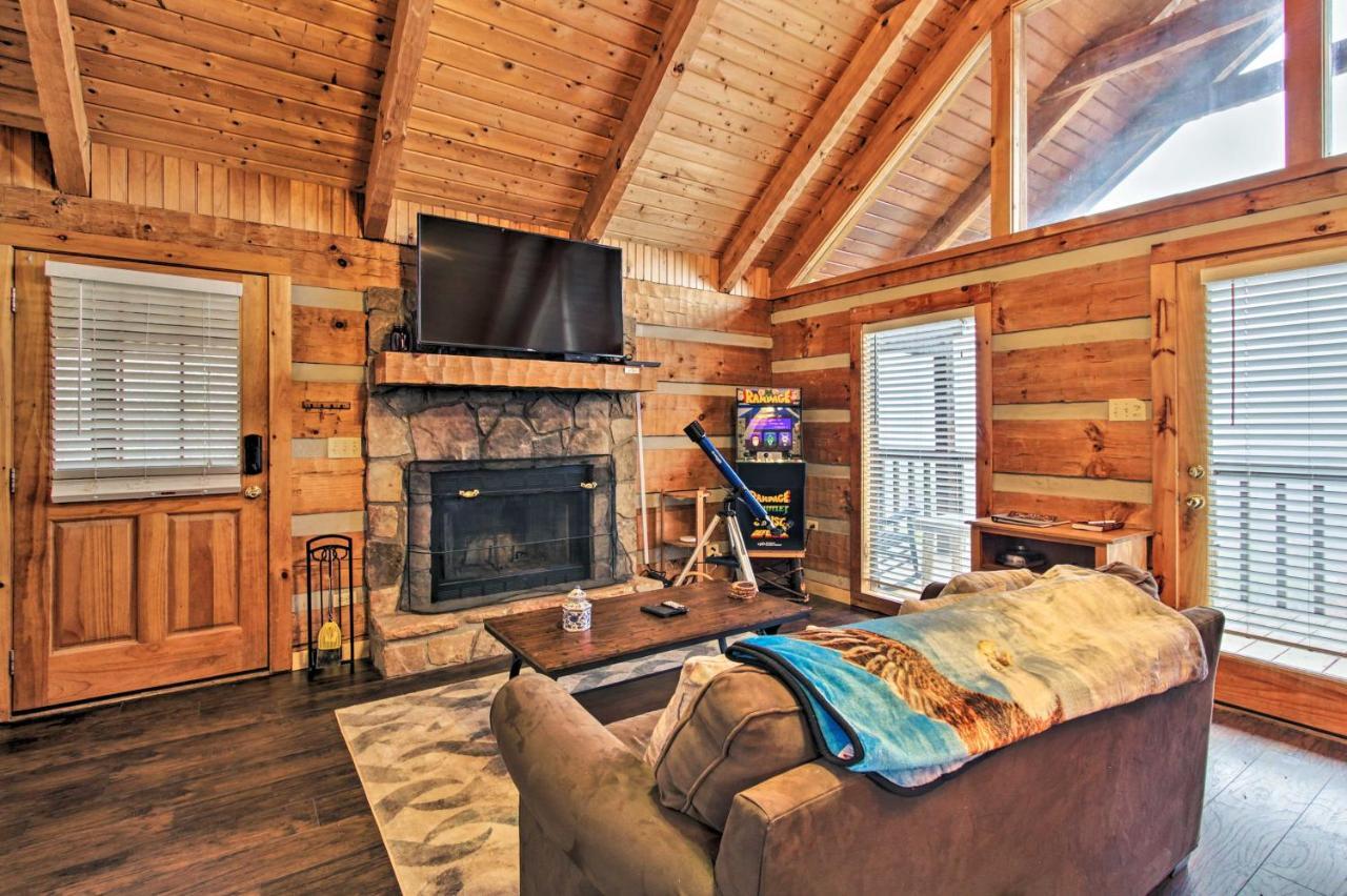 Sevierville Cabin With Private Hot Tub And Fireplace! Exteriör bild
