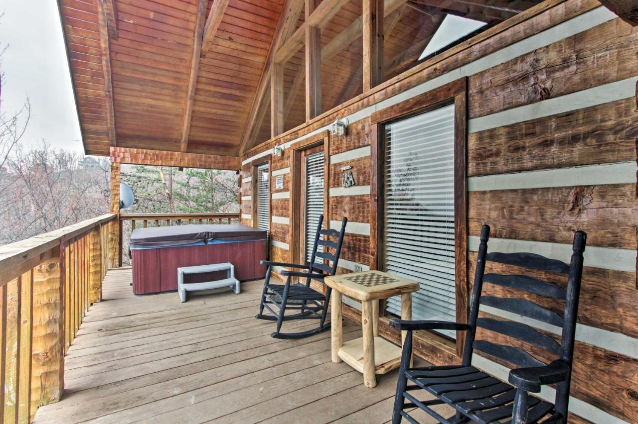 Sevierville Cabin With Private Hot Tub And Fireplace! Exteriör bild